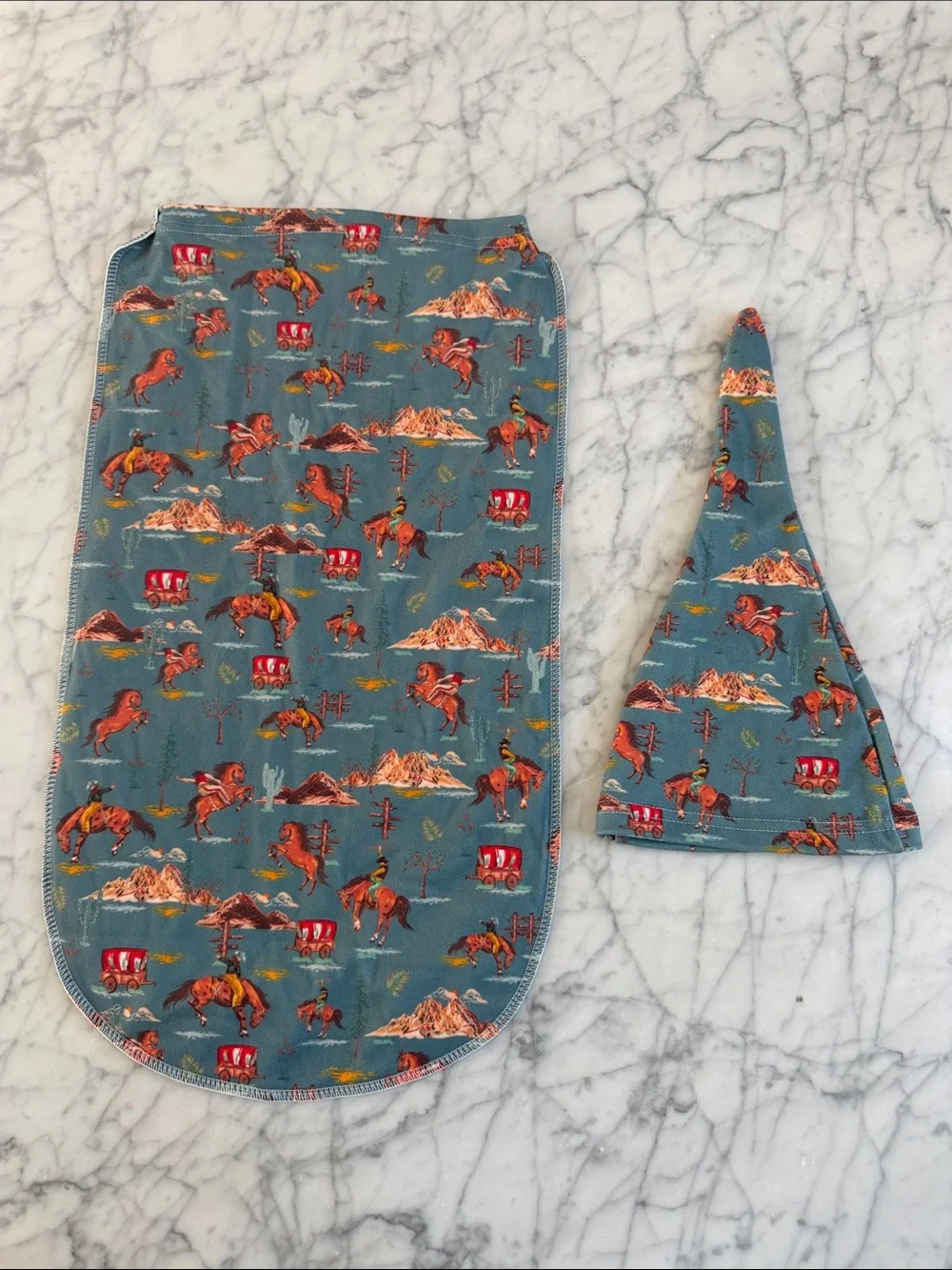 Kids Western Horse Cowboy Print Swaddle and Hat Set Sz 0-3 Mo